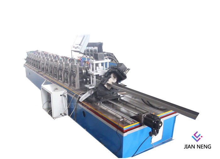 Automatisch Koud Dak die Machine, 0,3 - 0.8mm Diktebroodje vormen die Materiaal vormen