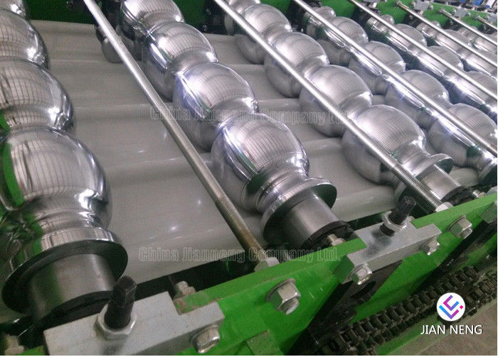 345 Mpa Buigende het Dakwerkmachine van het Machinemetaal met Cr12 Golfponsenvormen